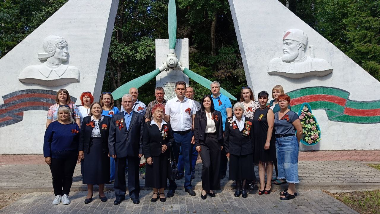 В Смелиже почтили память партизан и подпольщиков