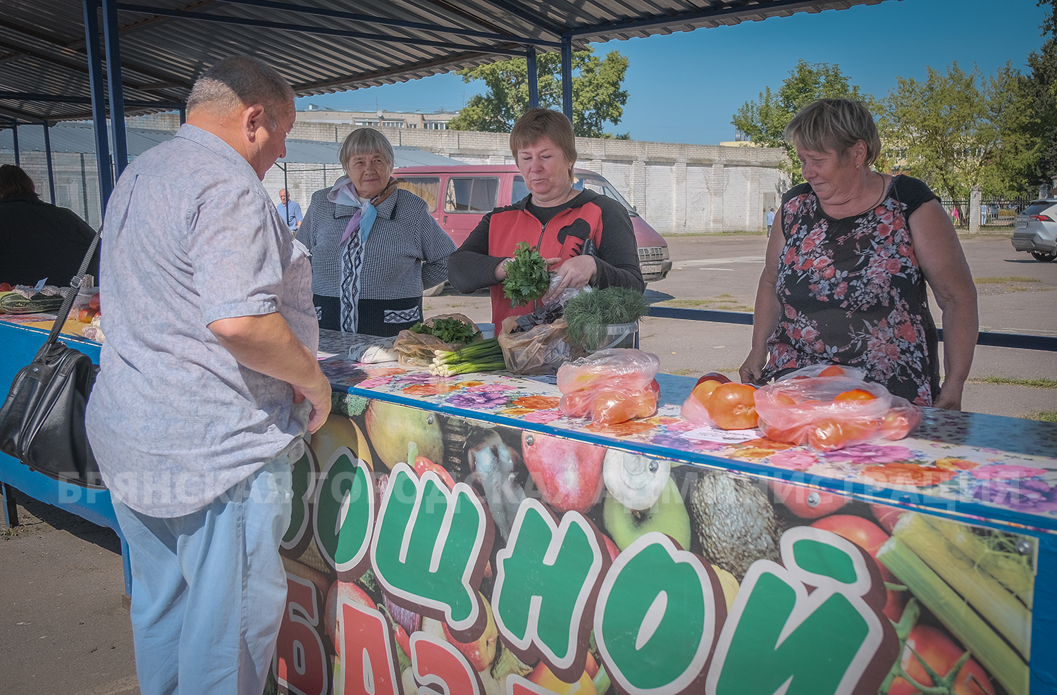 В Брянске стартуют ярмарки выходного дня