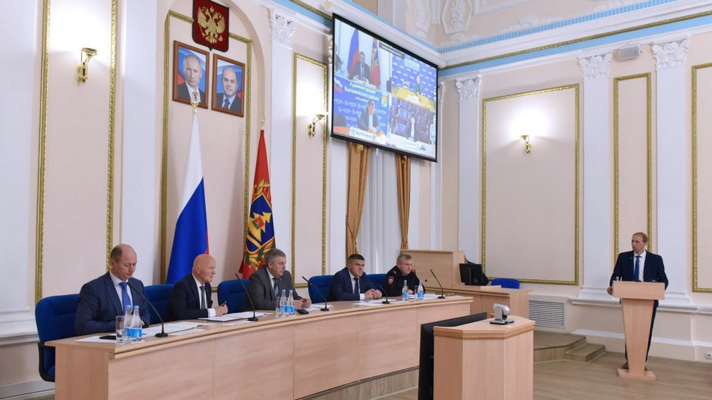 Власти Брянской области нацелены на противодействие коррупции в образовании и природопользовании