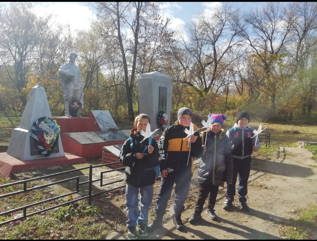 В Зерново отметили День белых журавлей