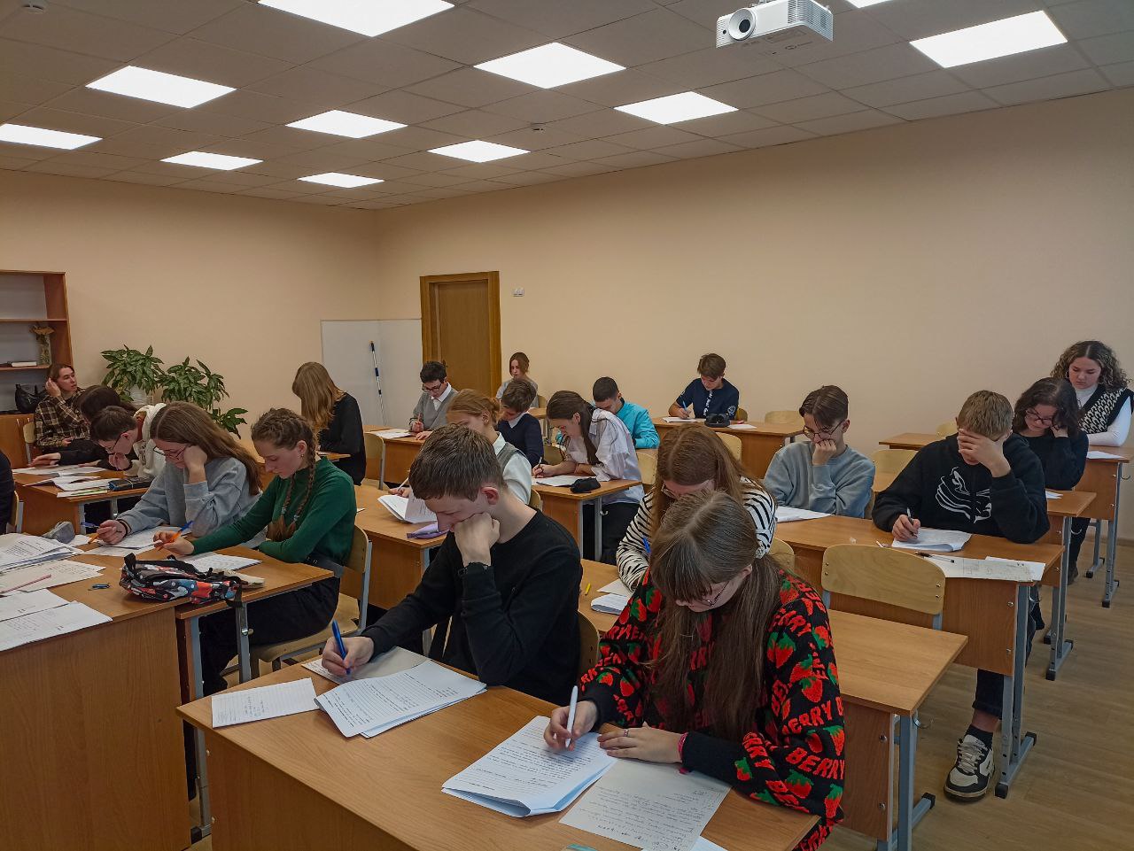 Суземские школьники приняли участие в олимпиаде по русскому языку