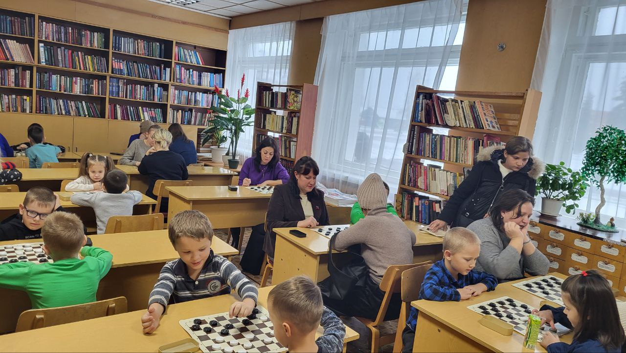 В Суземке состоялся семейный турнир по шашкам