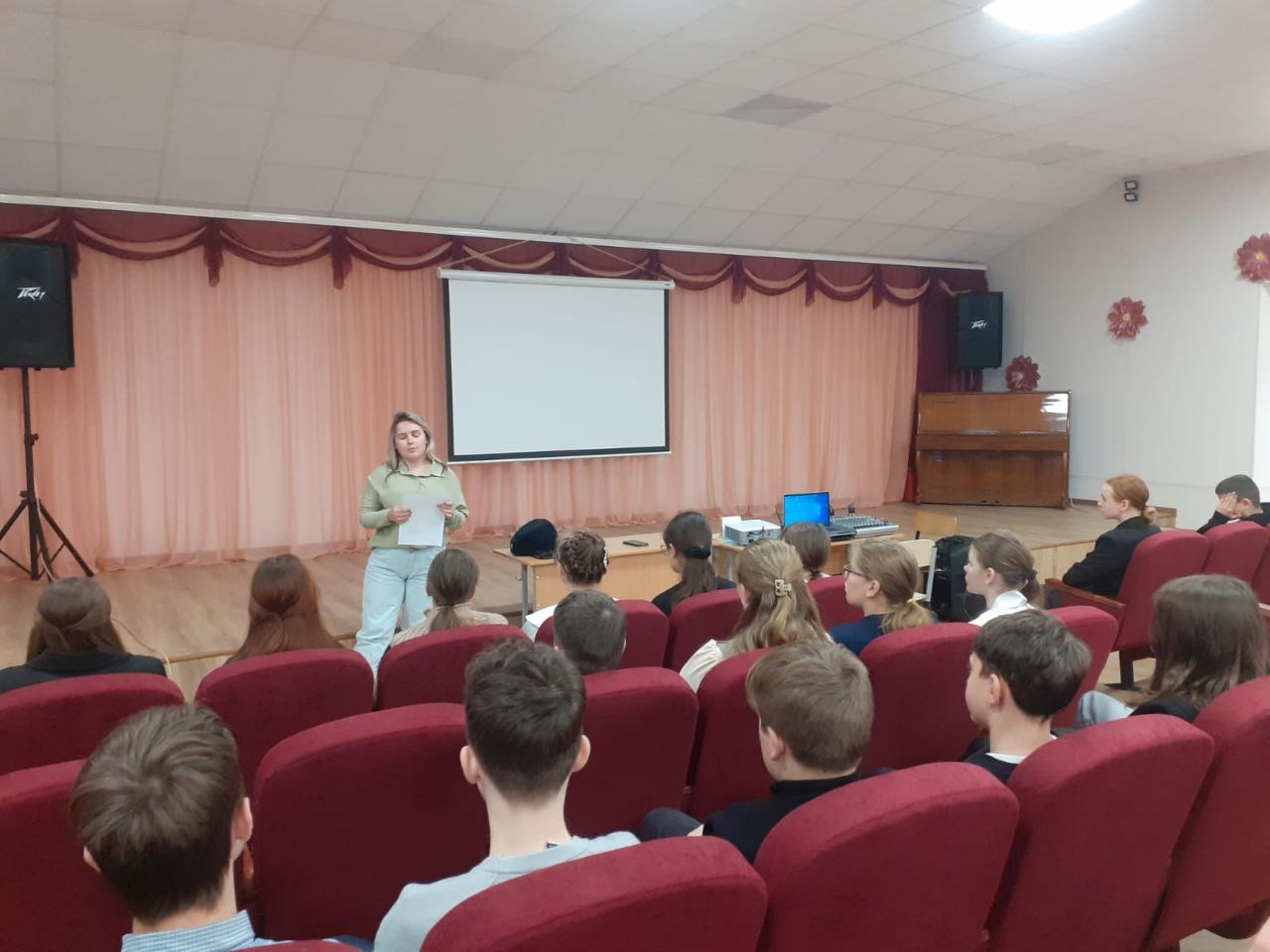 В Суземской школе №2 прошло мероприятие «Нет ненависти и вражде»