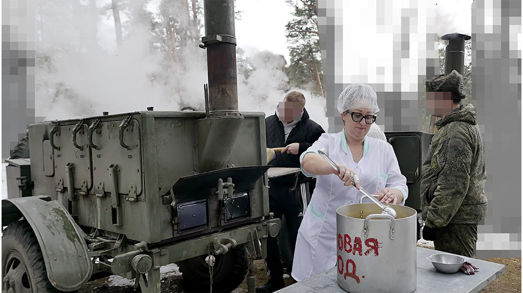 Бойцы подразделения «БАРС-Брянск» осваивают искусство полевой кухни