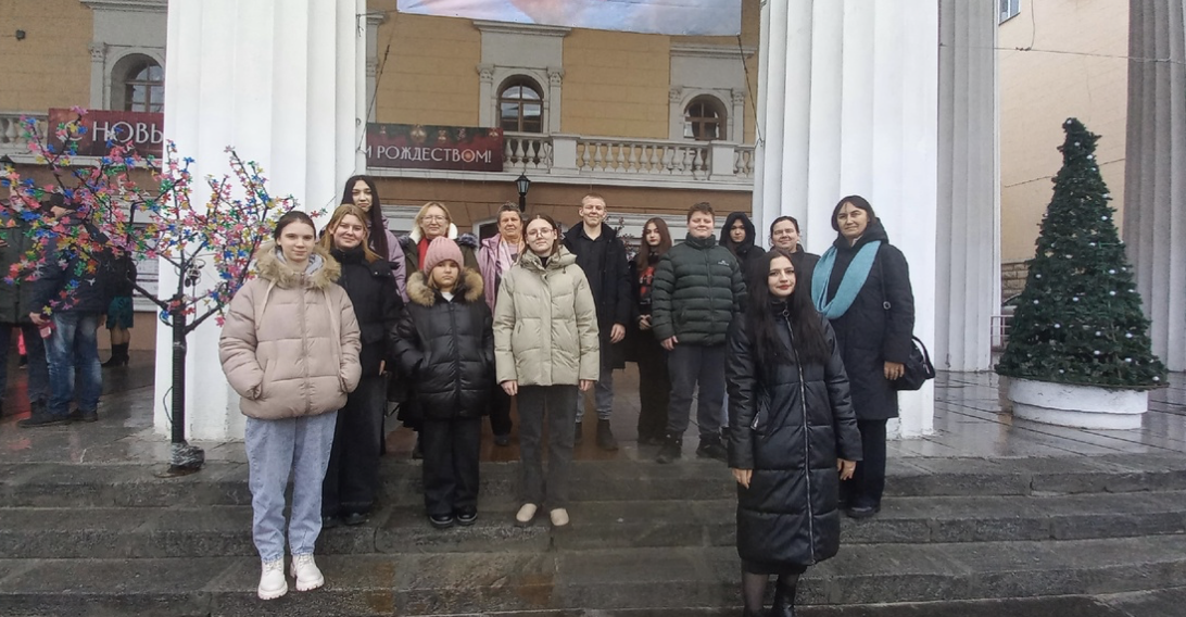 Учащиеся Негинской школы побывали на спектакле Брянского ТЮЗа