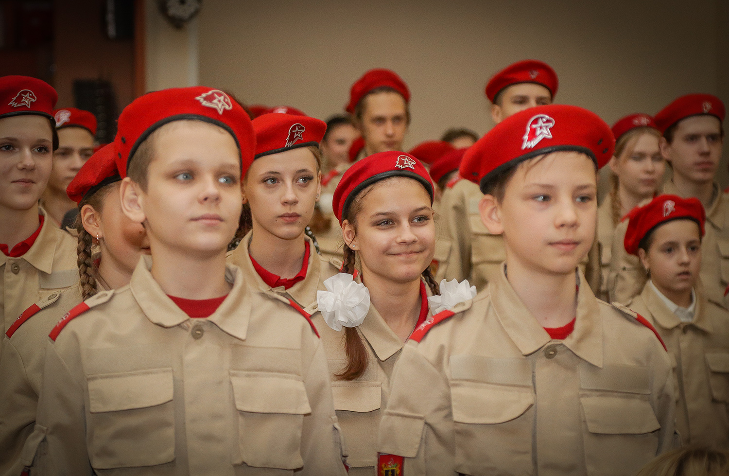 Еще 89 брянских школьников стали юнармейцами