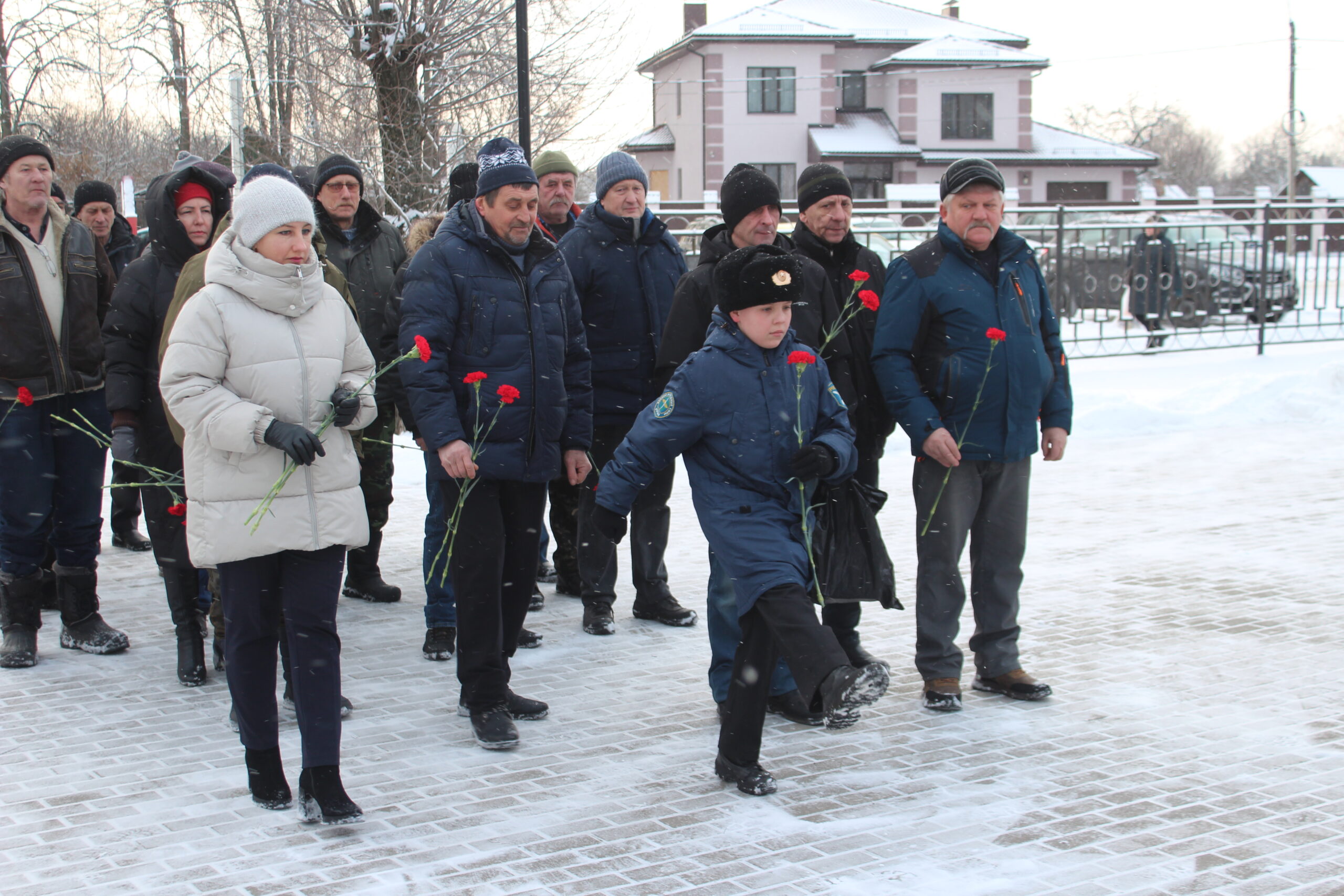 В Суземке почтили память погибших воинов-интернационалистов