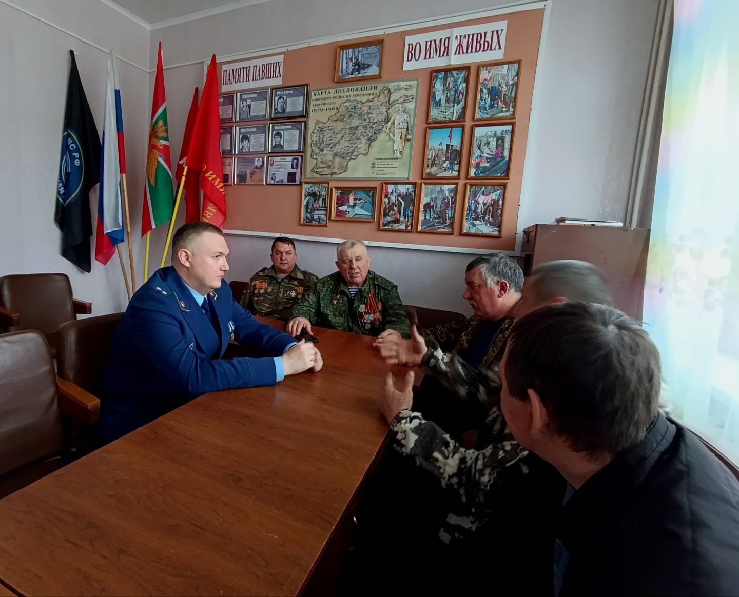 Прокурор Суземского района провел встречу с участниками боевых действий