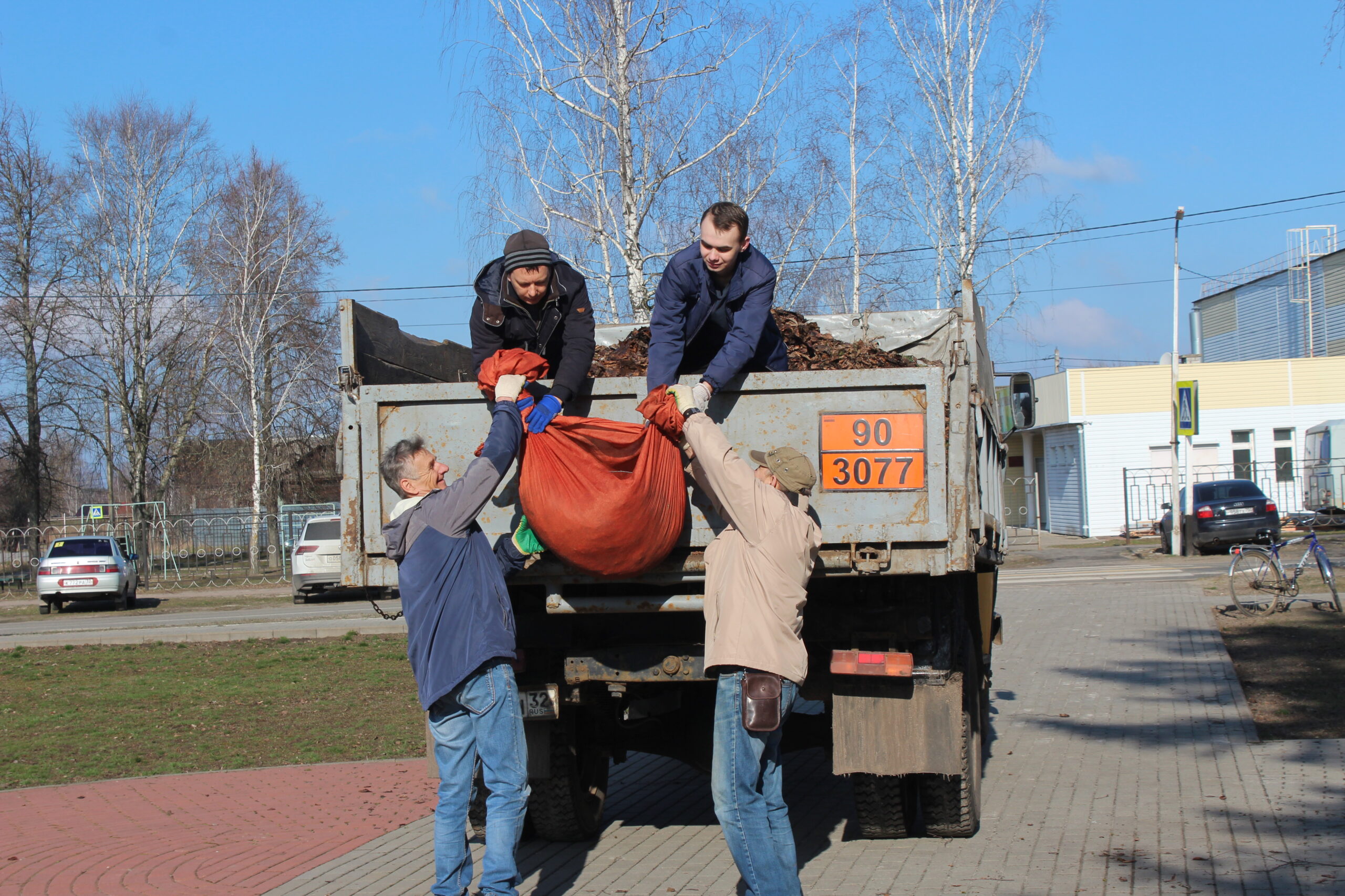 В Суземском районе прошел общеобластной субботник
