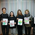 В Алешковичском СДК прошла выставка детских рисунках «Тюльпаны для мамы»