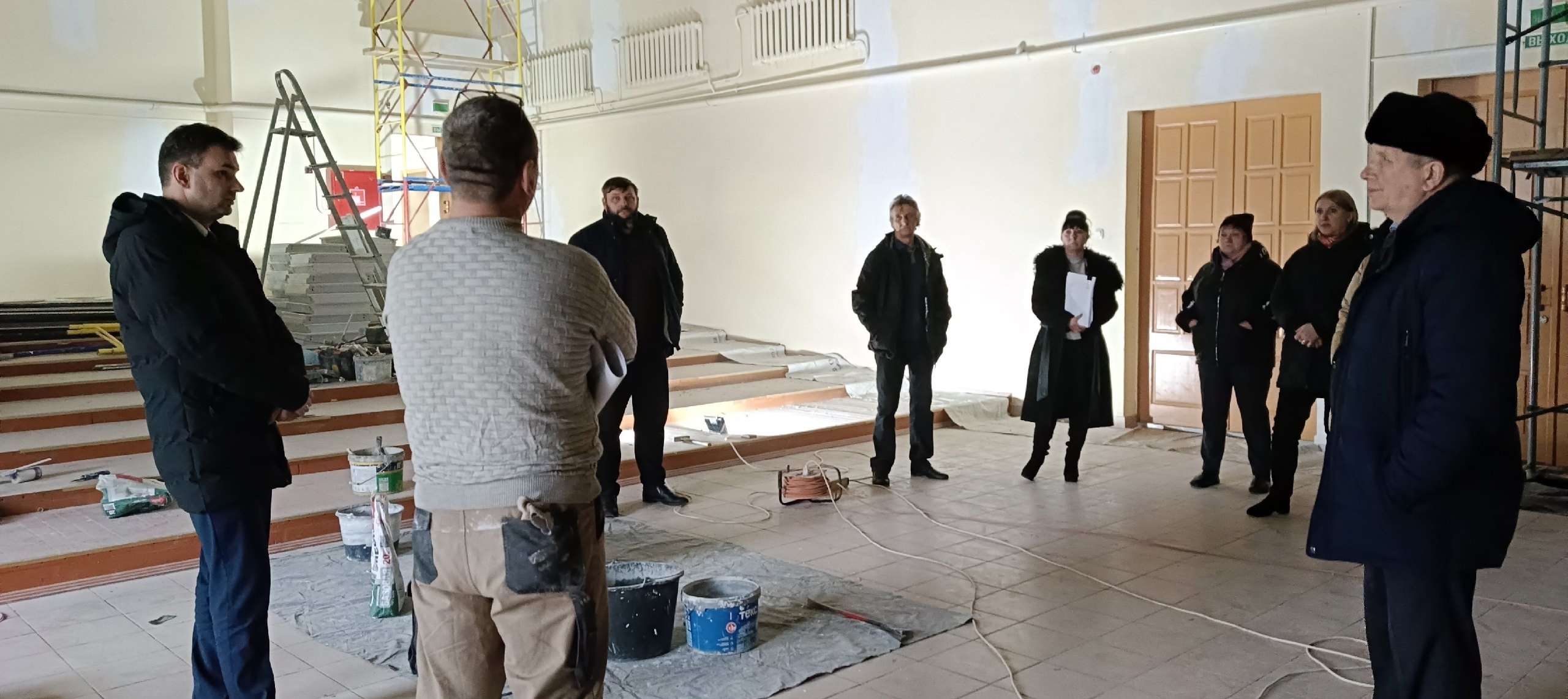 В Суземке начался капитальный ремонт культурно-досугового центра
