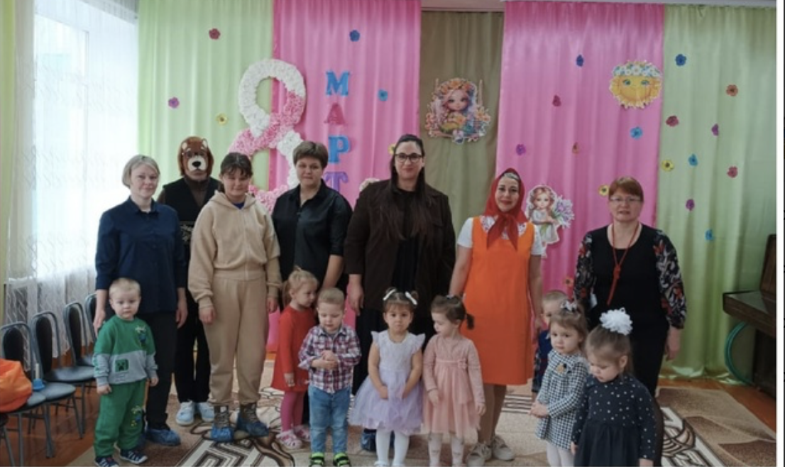 В детском саду «Журавушка» дети подарили мамам и бабушкам незабываемый праздник