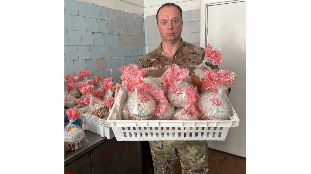 «БАРС-Брянск» отпразднует Пасху с куличами от командира