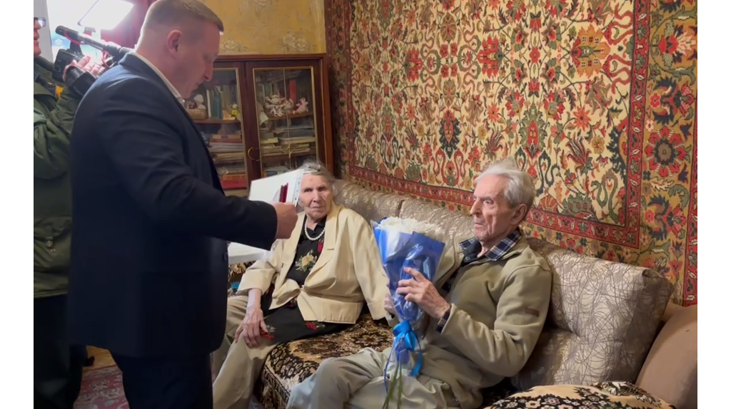 100-летний юбилей отметил житель Брянской области Станислав Комаров