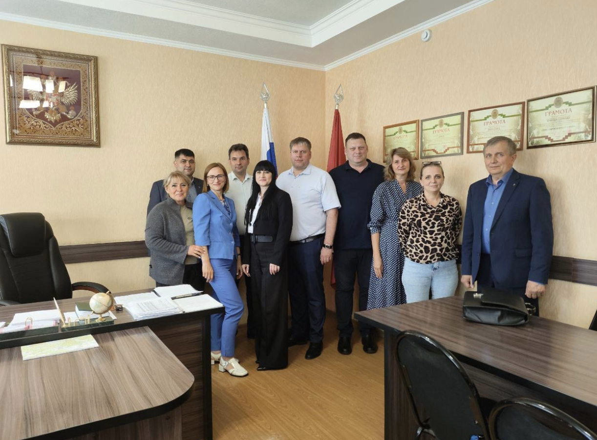 Брянские адвокаты оказали жителям Суземского района правовую помощь 