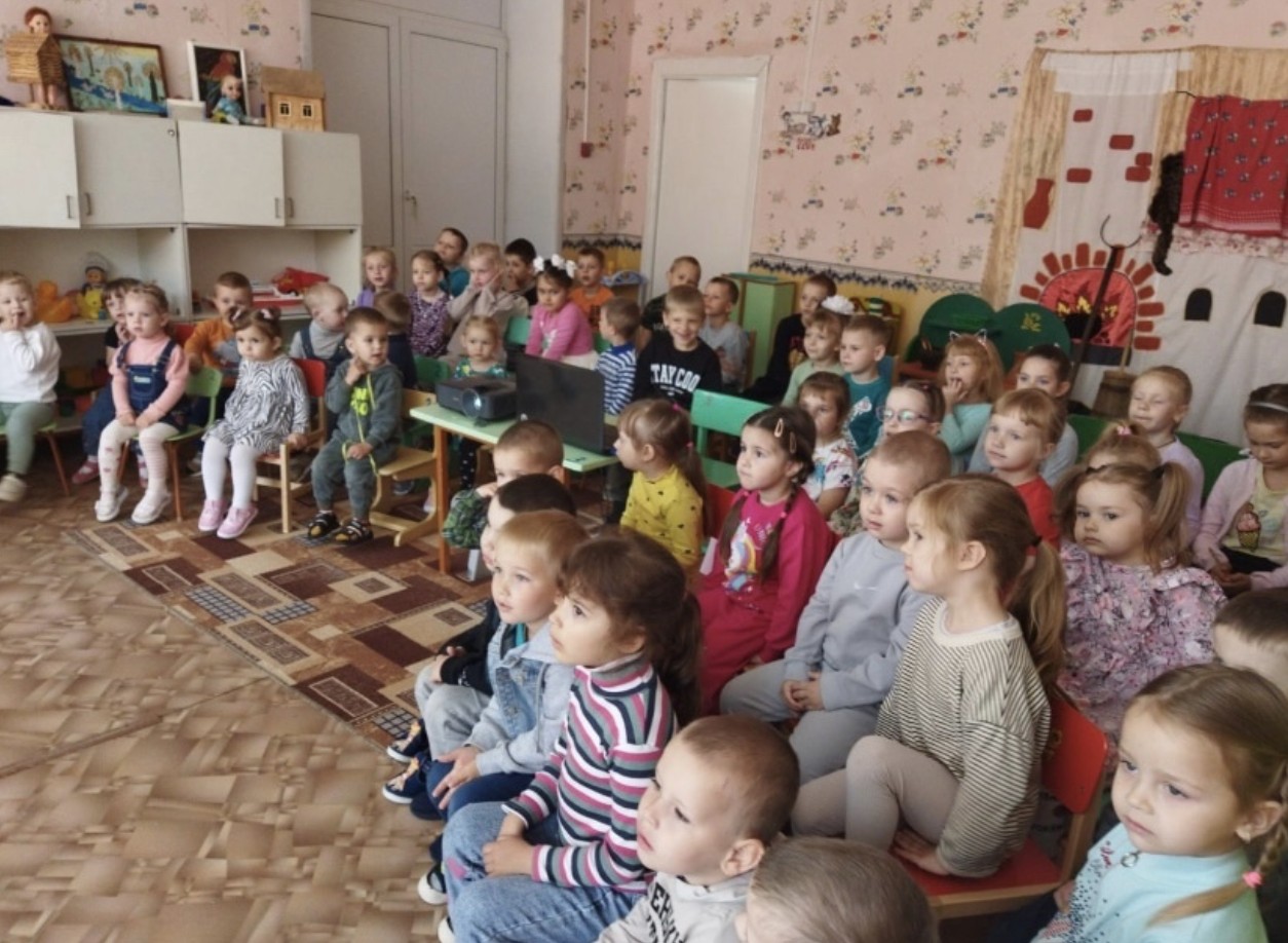 В детском саду «Солнышко» дети отметили День рождения зубной щетки