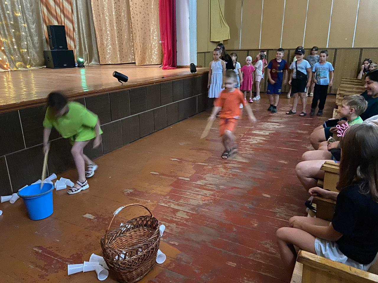 В Кокоревском ПДК прошла игровая программа «Поиграем, пошутим»