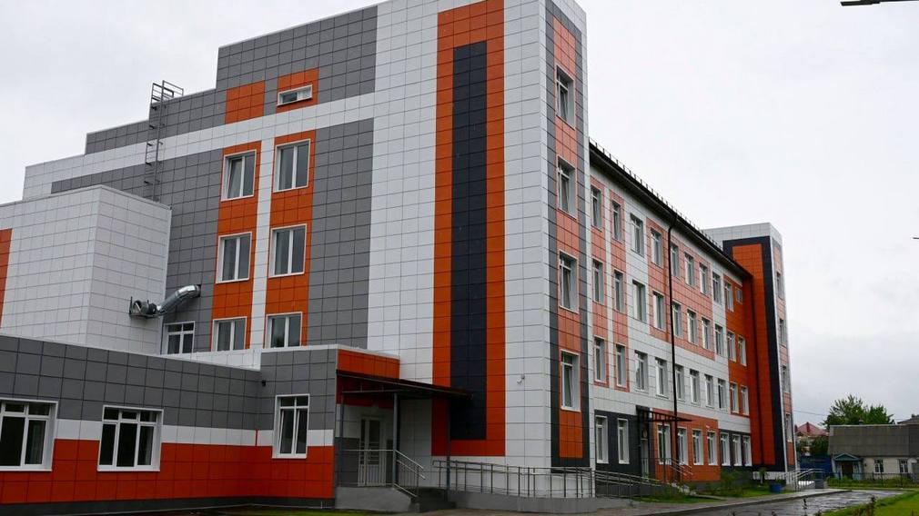 В Брянске был сделан капремонт и пристройка в школе №13