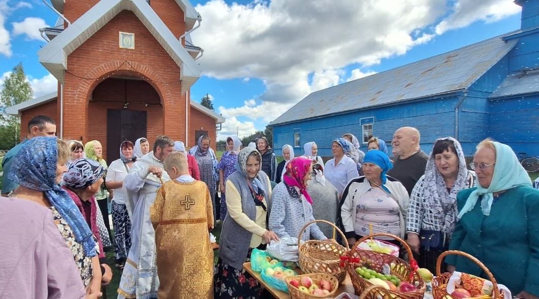 В праздник Преображения Господня в храмах Суземского благочиния прошли богослужения