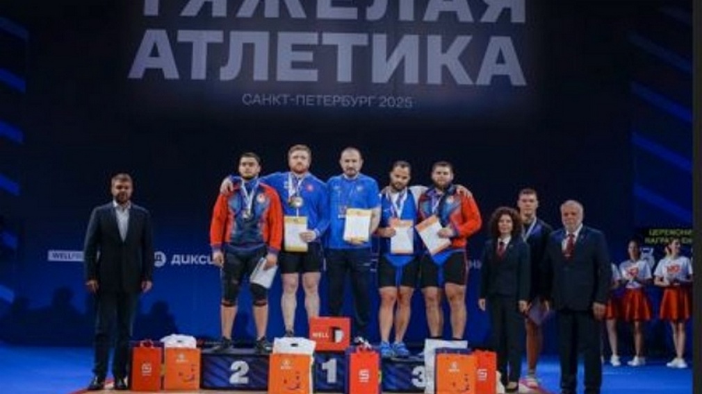 Брянские спортсмены завоевали 4 медали Чемпионата России по тяжелой атлетике