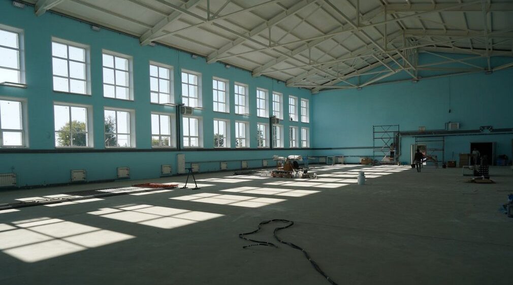 В Супоневской школе № 1 завершается капитальный ремонт спортивного зала