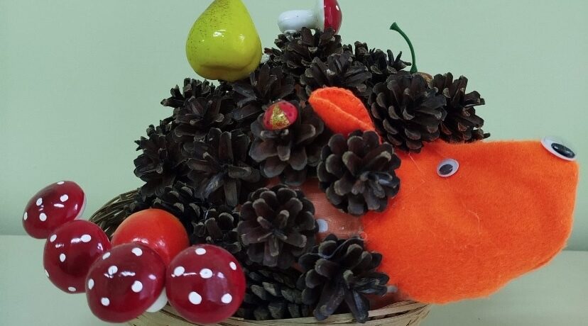 В детском саду «Солнышко» открылась осенняя выставка поделок