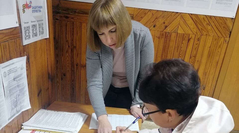Специалисты отдела соцзащиты населения Суземского района помогают в оформлении льгот и пособий