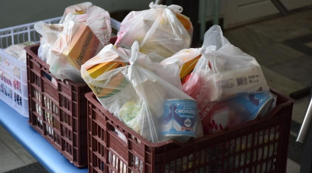 Жителям приграничья Брянская епархия оказала благотворительную помощь