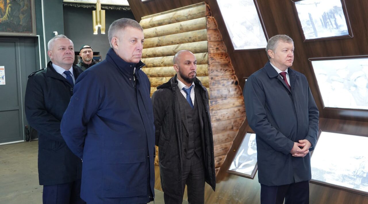 Александр Богомаз и Евгений Марков побывали на «Партизанской поляне»