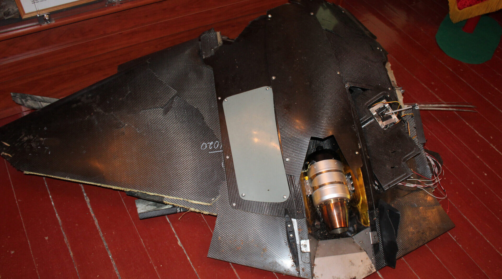 В суземский музей военнослужащие передали украинский БПЛА «Скат»