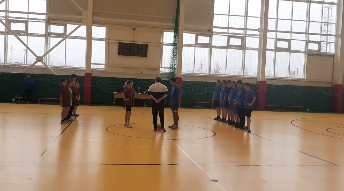 Суземская команда юношей завоевала бронзу региональной Спартакиады по мини-футболу