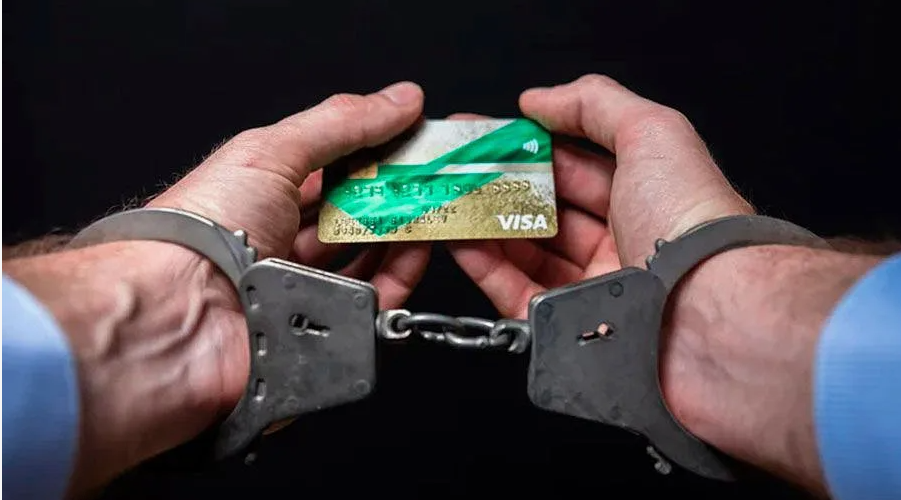 Суземские полицейские раскрыли кражу денежных средств с банковского счета