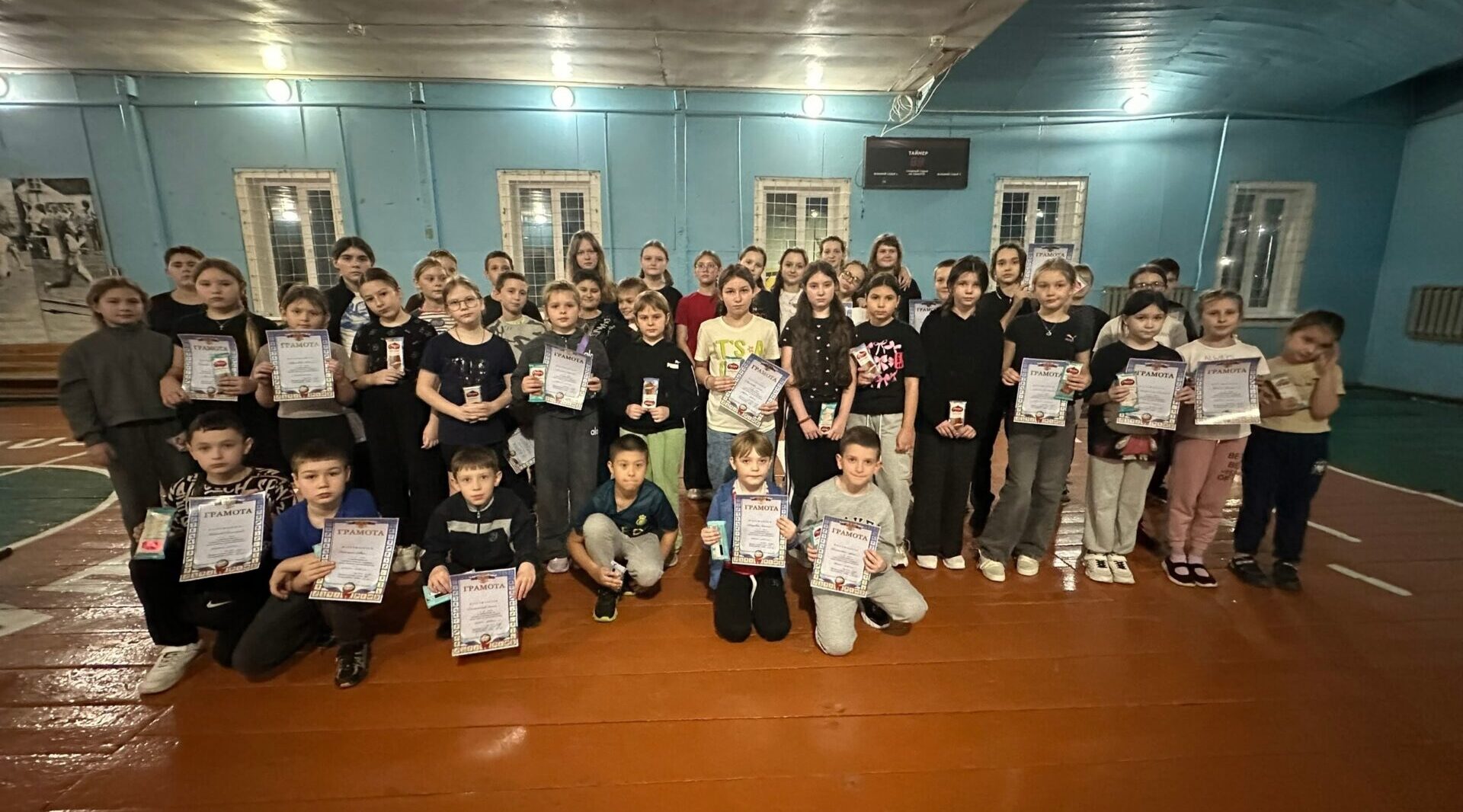 В Спортивной школе соревновались легкоатлеты