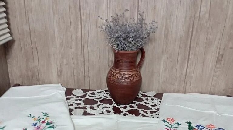 Негинские школьники организовали уникальную выставку декоративно-прикладного искусства