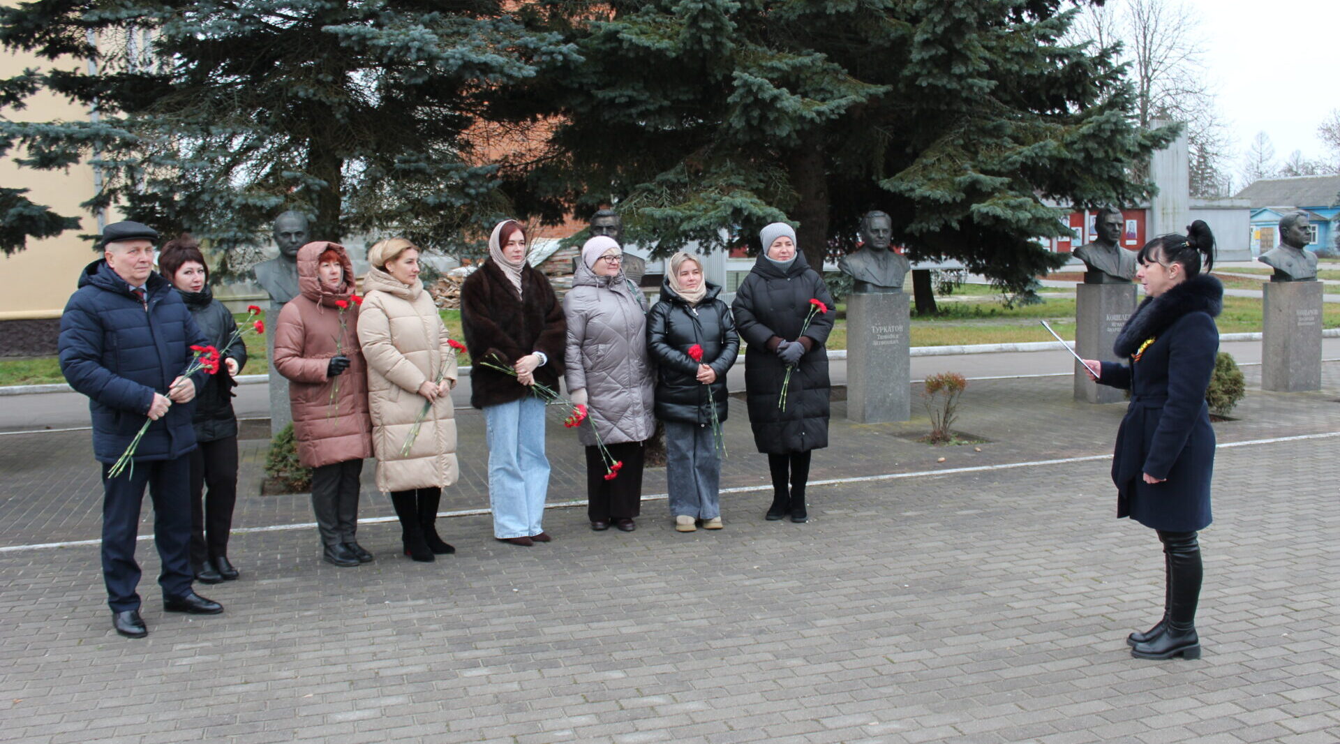В Суземке почтили память Героев Отечества