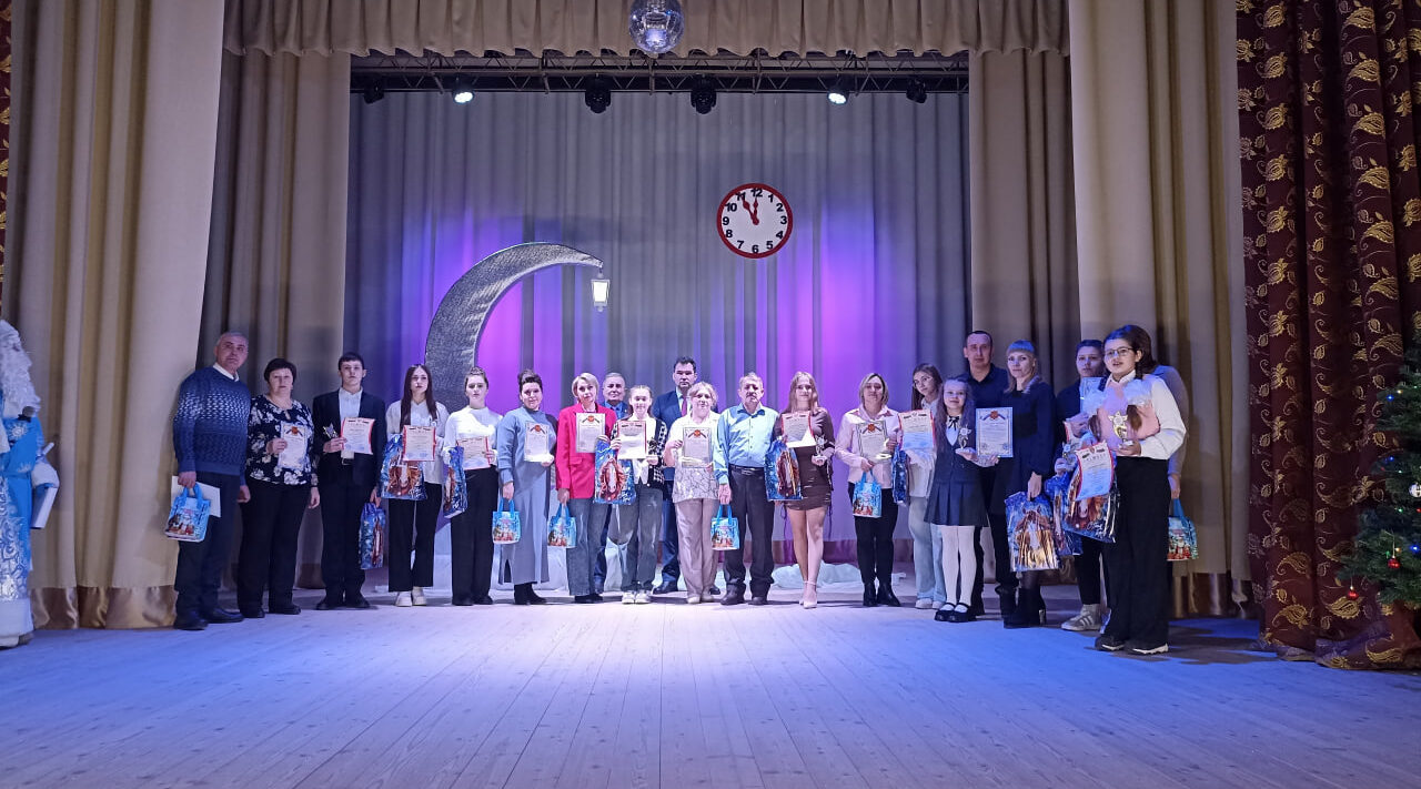 В Суземском районе чествовали талантливую и одаренную молодежь