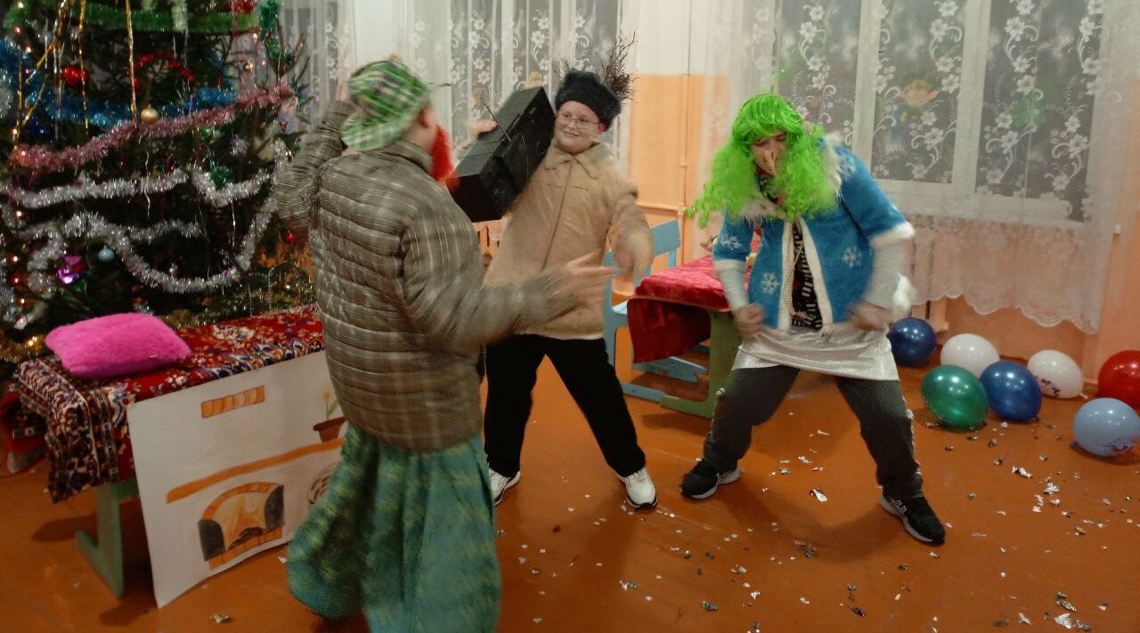 В Селеченской школе состоялся новогодний праздник