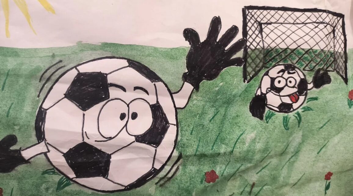 В Суземской школе №1 прошёл конкурс рисунков о футболе