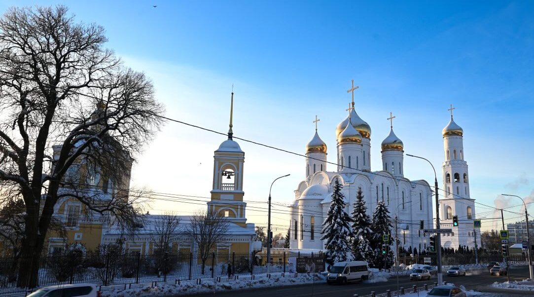 Александр Богомаз поздравил земляков с праздником Крещения Господня