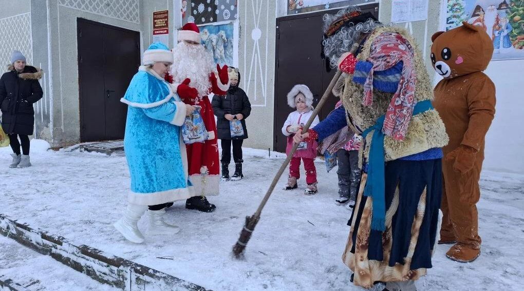 Рождественские забавы с Дедом Морозом прошли в Невдольске
