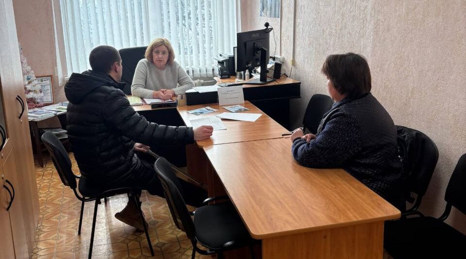 В клубе «С заботой о СВОИХ» состоялась встреча с участником СВО