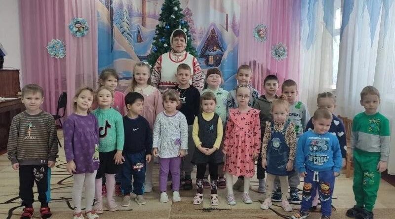 В детском саду «Ручеёк» прошла игровая программа «Крещение Господне»