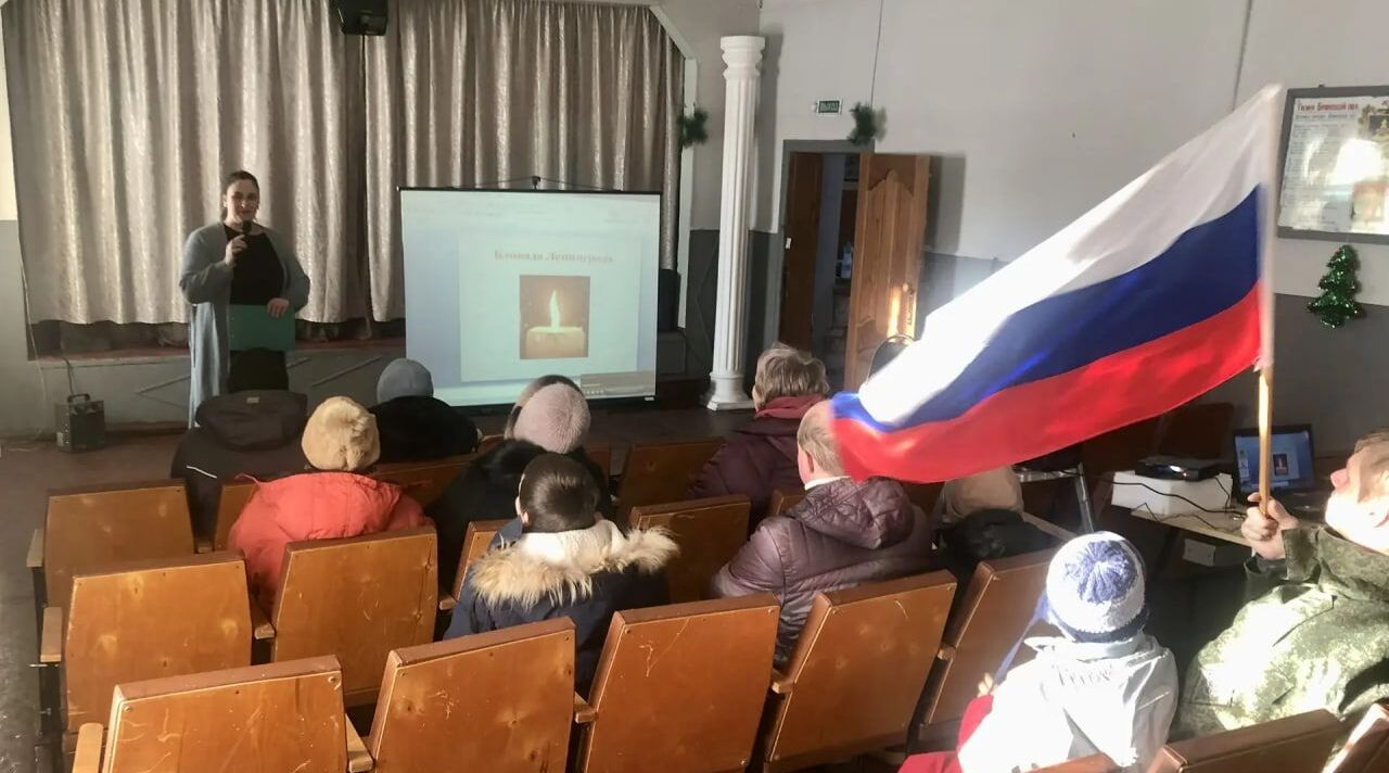 Жители Новенького почтили память жителей блокадного Ленинграда