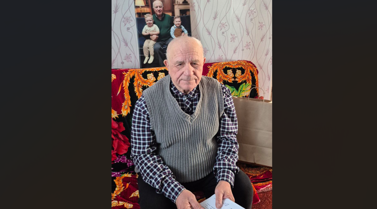 Двое жителей Суземского района получили поздравления от Президента Путина