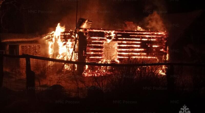 В деревне Березовка сгорел жилой дом