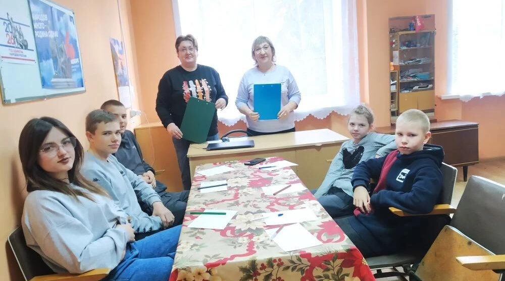 В Алешковичском СДК прошло тематическое мероприятие в рамках Года единства России
