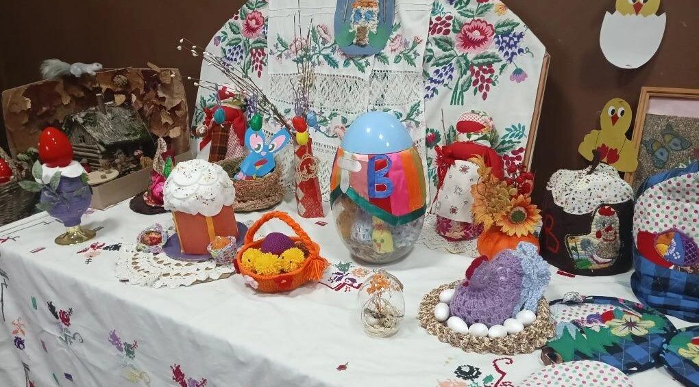 Выставка пасхальных поделок в Холмечском СДК удивила разнообразием и мастерством