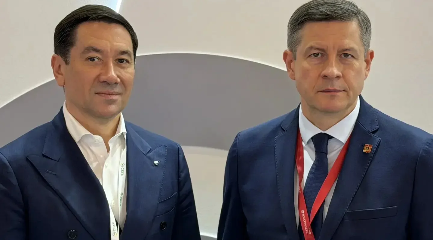 Врио губернатора Брянской области провел встречу с вице-президентом Среднерусского банка Сбербанка