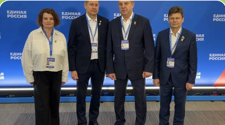 Делегация Брянщины во главе с Егором Ковальчуком участвует в обсуждении лучших практик цифровизации