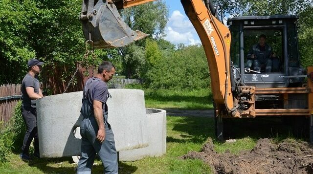 В брянской Гордеевке прокладывают новые водопроводные сети